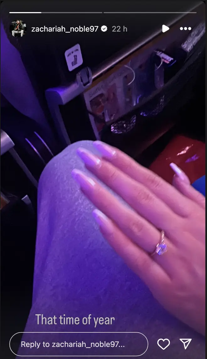 Molly Marsh de Love Island et Zachariah Noble semblent confirmer leurs fiançailles 4 Sur la photo, il a écrit :