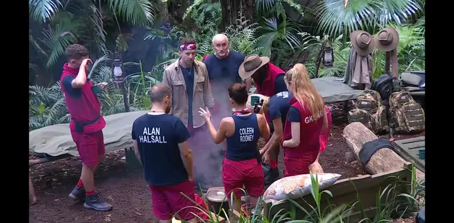 Coleen Rooney de I'm A Celeb aurait "couru le risque" de retourner au tribunal avec Rebekah... 6 Coleen a fait référence à la querelle de « Wagatha Christie » à la télévision