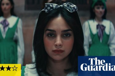 Critique de votre monstre - Melissa Barrera brille dans une romance joyeuse avec un gentil monstre | Film - 2