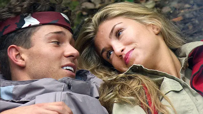 Je suis une célébrité, des romances que les téléspectateurs n'ont jamais vues venir 6 Je suis une célébrité Amy Willerton et Joey Essex dans la jungle