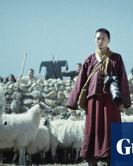 Critique du léopard des neiges - un conte énigmatique de l'homme contre la bête par un réalisateur tibétain défunt | Film - 28