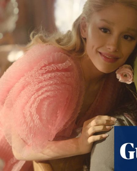 Critique explosive : Cynthia Erivo et Ariana Grande dans un conte féérique plein de surprises | Film 17 Critique explosive : Cynthia Erivo et Ariana Grande dans un conte féérique plein de surprises | Film - 16