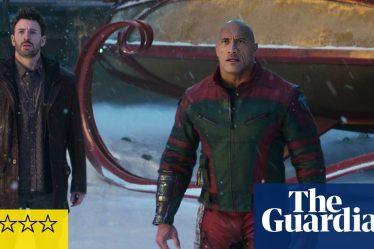 Critique de Red One avec Dwayne Johnson - Une comédie de Noël surprenante | Film - 2