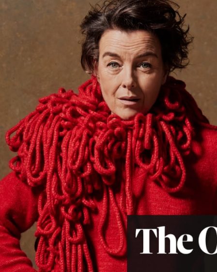 <br />
<br />
<h1>Olivia Williams parle de cinéma, de misogynie et de sa lutte contre le cancer</h1><br />
<br />
<p>Dans une récente interview, l'actrice britannique Olivia Williams s'est confiée sur sa carrière, les obstacles misogynes qu'elle a rencontrés dans l'industrie cinématographique et son combat contre le cancer. Elle a partagé des anecdotes sur ses expériences sur les plateaux de tournage, ainsi que sur la manière dont elle a surmonté les préjugés et les difficultés liés à sa maladie.</p><br />
<br />
<h2>Points importants de l'article:</h2><br />
<ul><br /> <li>Olivia Williams parle de sa carrière cinématographique</li><br /> <li>Elle aborde le sujet de la misogynie dans l'industrie du cinéma</li><br /> <li>Elle évoque son combat contre le cancer et comment elle y fait face au quotidien</li><br /> <li>Des anecdotes sur ses expériences sur les plateaux de tournage</li><br />
</ul><br />
<br /> - 46