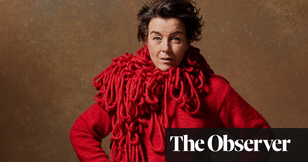 <br />
<br />
<h1>Olivia Williams parle de cinéma, de misogynie et de sa lutte contre le cancer</h1><br />
<br />
<p>Dans une récente interview, l'actrice britannique Olivia Williams s'est confiée sur sa carrière, les obstacles misogynes qu'elle a rencontrés dans l'industrie cinématographique et son combat contre le cancer. Elle a partagé des anecdotes sur ses expériences sur les plateaux de tournage, ainsi que sur la manière dont elle a surmonté les préjugés et les difficultés liés à sa maladie.</p><br />
<br />
<h2>Points importants de l'article:</h2><br />
<ul><br /> <li>Olivia Williams parle de sa carrière cinématographique</li><br /> <li>Elle aborde le sujet de la misogynie dans l'industrie du cinéma</li><br /> <li>Elle évoque son combat contre le cancer et comment elle y fait face au quotidien</li><br /> <li>Des anecdotes sur ses expériences sur les plateaux de tournage</li><br />
</ul><br />
<br /> 2 <br />
<br />
<h1>Olivia Williams parle de cinéma, de misogynie et de sa lutte contre le cancer</h1><br />
<br />
<p>Dans une récente interview, l'actrice britannique Olivia Williams s'est confiée sur sa carrière, les obstacles misogynes qu'elle a rencontrés dans l'industrie cinématographique et son combat contre le cancer. Elle a partagé des anecdotes sur ses expériences sur les plateaux de tournage, ainsi que sur la manière dont elle a surmonté les préjugés et les difficultés liés à sa maladie.</p><br />
<br />
<h2>Points importants de l'article:</h2><br />
<ul><br /> <li>Olivia Williams parle de sa carrière cinématographique</li><br /> <li>Elle aborde le sujet de la misogynie dans l'industrie du cinéma</li><br /> <li>Elle évoque son combat contre le cancer et comment elle y fait face au quotidien</li><br /> <li>Des anecdotes sur ses expériences sur les plateaux de tournage</li><br />
</ul><br />
<br /> - 1