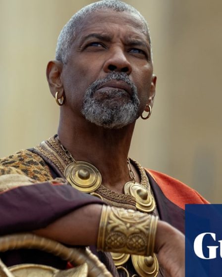 Ridley Scott nie le baiser entre Denzel Washington et un homme dans Gladiator II | Gladiator II 26 Ridley Scott nie le baiser entre Denzel Washington et un homme dans Gladiator II | Gladiator II - 25