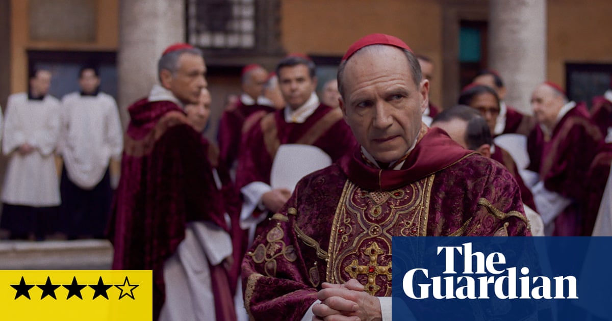 Critique du Conclave : Ralph Fiennes brille dans ce thriller palpitant sur l'élection papale - 1