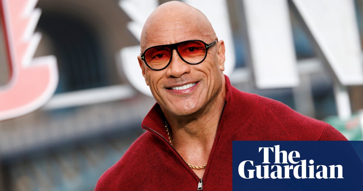 Dwayne Johnson avoue uriner dans des bouteilles d'eau sur le plateau : "Oui, ça arrive" | Dwayne Johnson - 1