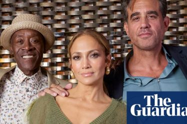 <br />
<br />
<h1>Jennifer Lopez parle de divers thèmes importants</h1><br />
<br />
<p>L'actrice et chanteuse Jennifer Lopez s'est récemment confiée sur plusieurs sujets sensibles lors d'une interview. Elle a abordé des thèmes tels que le handicap, les violences domestiques et sa vision de la prochaine présidence de Trump.</p><br />
<br />
<h2>Points importants abordés par Jennifer Lopez :</h2><br />
<ul><br /> <li>Le handicap</li><br /> <li>Les violences domestiques</li><br /> <li>La prochaine présidence de Trump</li><br />
</ul><br />
<br /> - 2