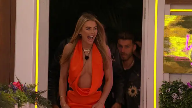 Arabella Chi de Love Island annonce sa grossesse avec son petit ami Billy Henty 5 Arabella Chi rejoint la villa Love Island All Stars