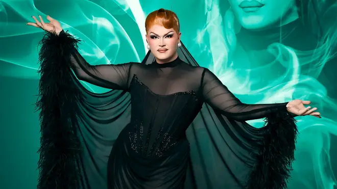 Drag Race UK Series 6 : voici qui a voté pour qui dans le Drag Race Yearbook 5 Charra Tea remporte le prix « Biggest Drama Queen » dans le Capital Buzz Drag Race Yearbook