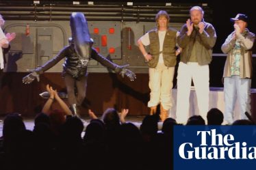 Documentaire comique sur les extraterrestres arrive à la télévision en tant que 'pantomime involontaire' | Films documentaires - 2