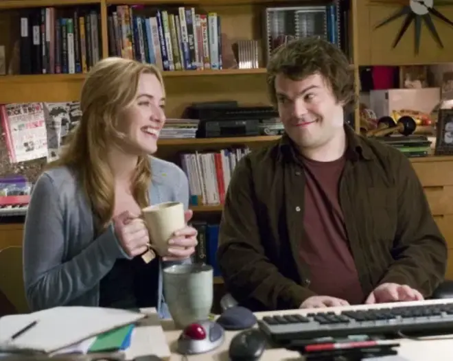 Qu'est-ce que les fettuccines de Noël ? La recette du plat festif « The Holiday » dévoilée 4 Le personnage de Kate Winslet prépare des fettuccini de Noël la veille de Noël dans