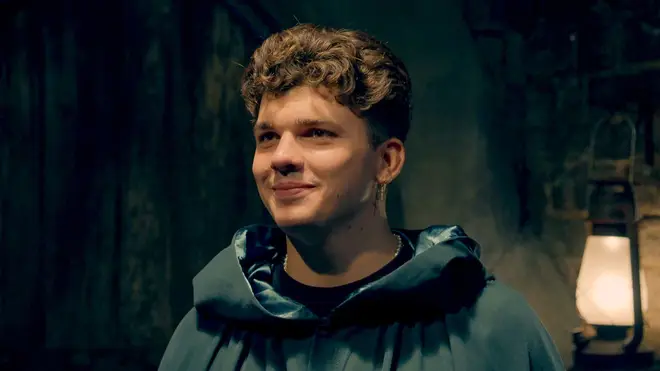 Quand commence la saison 3 des Traîtres ? 5 Harry de The Traitors est un ingénieur de l'armée britannique