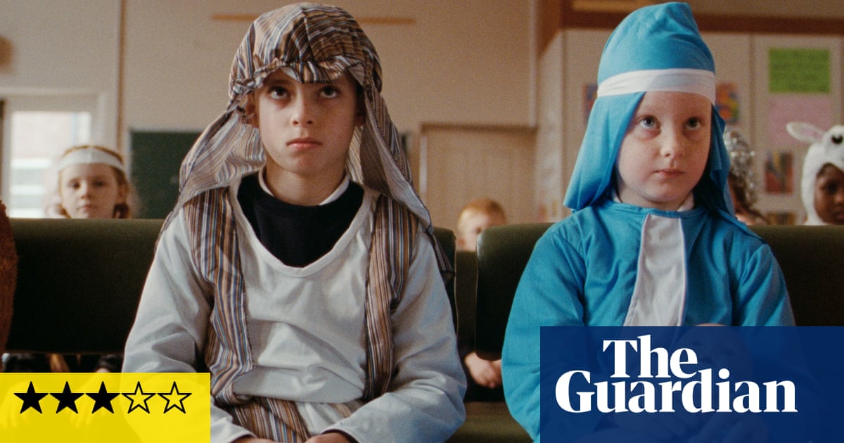 Critique de Noël dans une petite ville irlandaise | Film 2 Critique de Noël dans une petite ville irlandaise | Film - 1