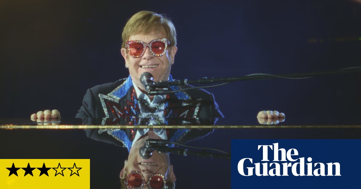 Critique du film Elton John: Jamais trop tard - une histoire de vie officielle pleine de joie 2 Critique du film Elton John: Jamais trop tard - une histoire de vie officielle pleine de joie - 1