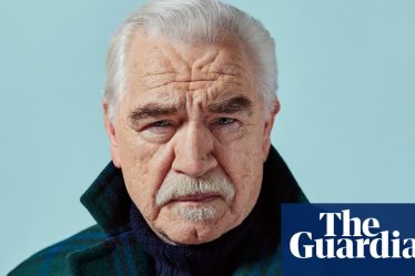 <br />
<br />
<h1>Interview exclusive avec Brian Cox : ses confessions sur ses collègues surestimés, les politiciens sans charme et le plaisir de fumer de l'herbe</h1><br />
<br />
<p>Dans une entrevue récente, l'acteur renommé Brian Cox s'est ouvert sur ses expériences avec des collègues surestimés, des politiciens sans charme et son amour pour l'herbe. Voici les points clés de l'article :</p><br />
<br />
<ul><br /> <li>Les collègues surestimés</li><br /> <li>Les politiciens sans charme</li><br /> <li>Le plaisir de fumer de l'herbe</li><br />
</ul><br />
<br /> - 2