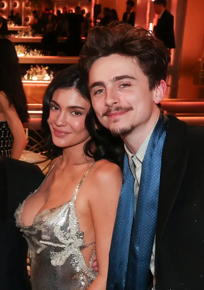 Le baiser de Kylie Jenner et Timothée Chalamet aux Golden Globes met fin aux rumeurs de séparation 7 Kylie et Timothée à la 82e édition des Golden Globes