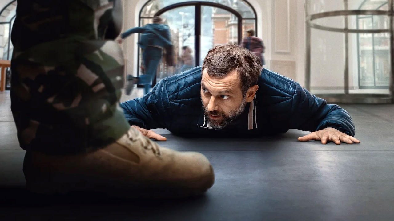 Le thriller du crime néerlandais de Netflix pourrait valoir la peine pour les vrais fans de crime 2 Le thriller du crime néerlandais de Netflix pourrait valoir la peine pour les vrais fans de crime - 1