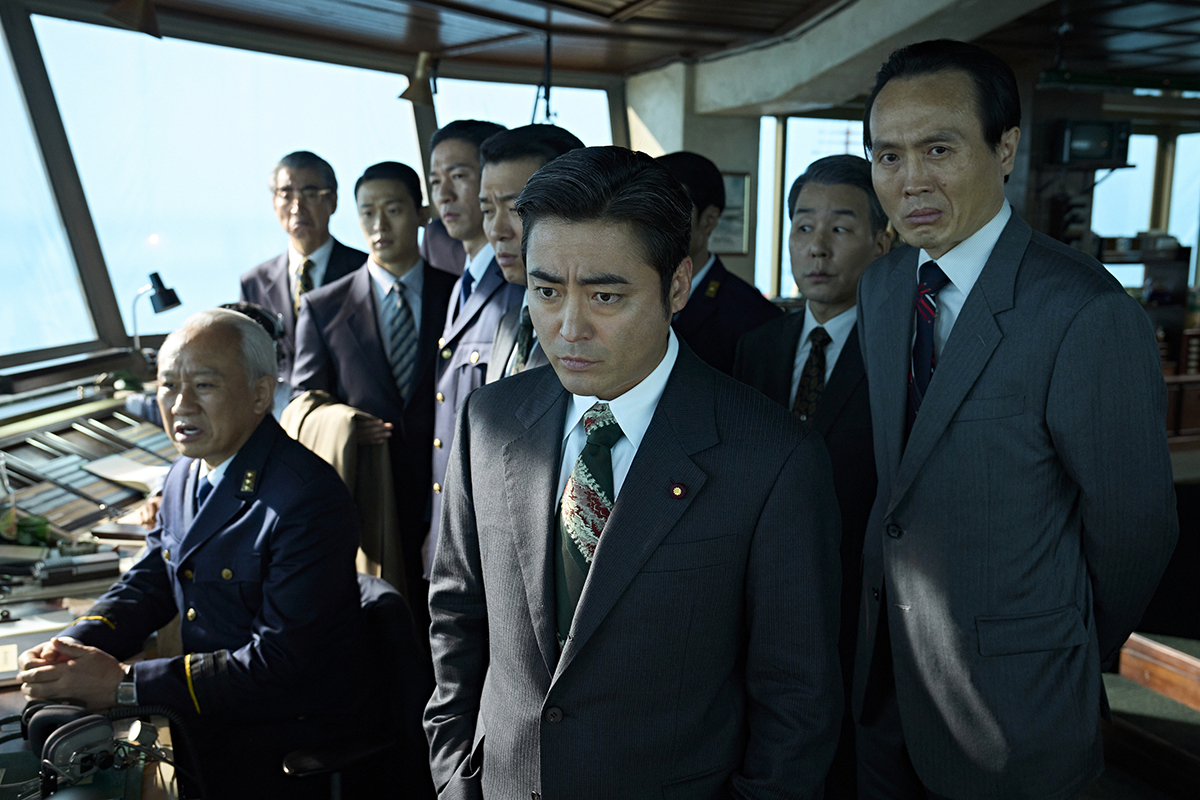 Le thriller coréen de Netflix transforme un détournement des années 1970 en une farce politique sauvage 5 Unité Bonne Nouvelle A510130
