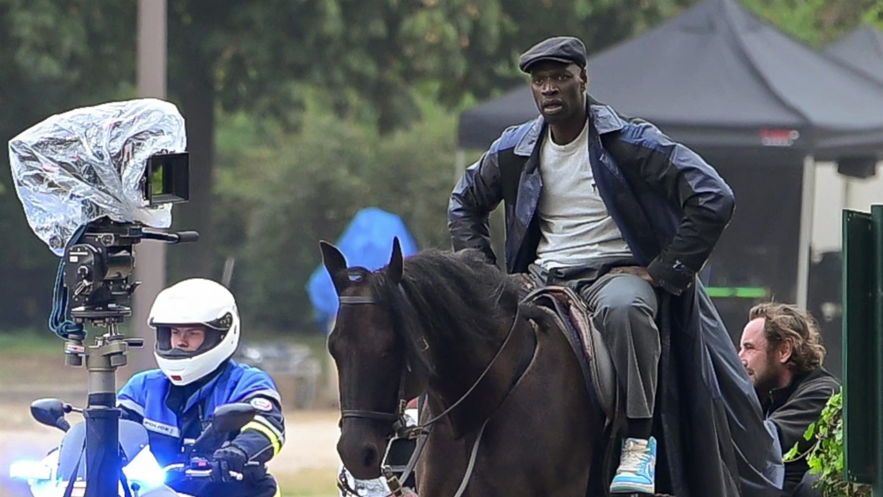Liste complète des émissions renouvelées pour de nouvelles saisons 7 *Exclusif* Omar Sy tourne la dernière saison de Lupin dans les rues de Paris