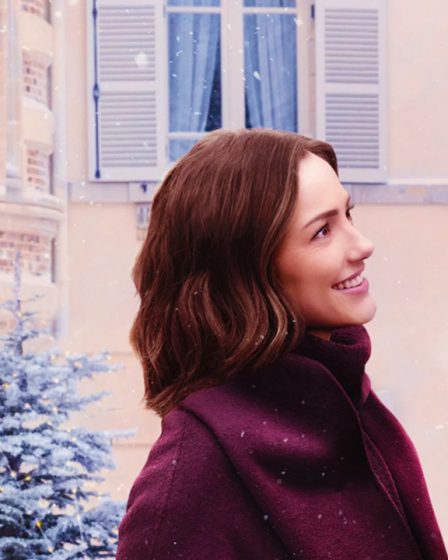 Minka Kelly dirige une solide comédie romantique de Noël sur Netflix 171 Minka Kelly dirige une solide comédie romantique de Noël sur Netflix - 170