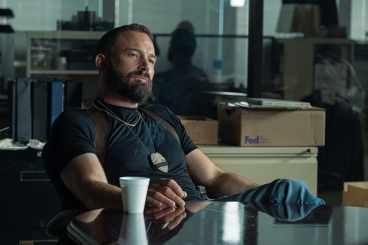 Matt Damon et Ben Affleck élèvent ce thriller policier intense (et très bon) 9 Déchirure 20241021 00399 R2