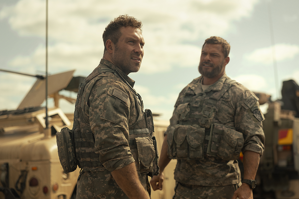 Devriez-vous regarder le film de science-fiction Netflix d'Alan Ritchson ? 3 Unité Wm 32962 R